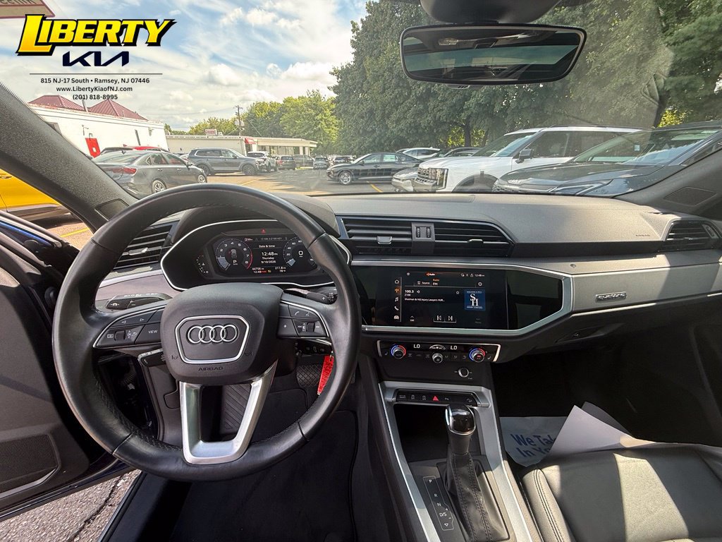 Used 2022 Audi Q3 2.0T Premium AWD/4WD image 12