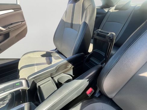 Used 2016 Honda Civic EX-L image 19