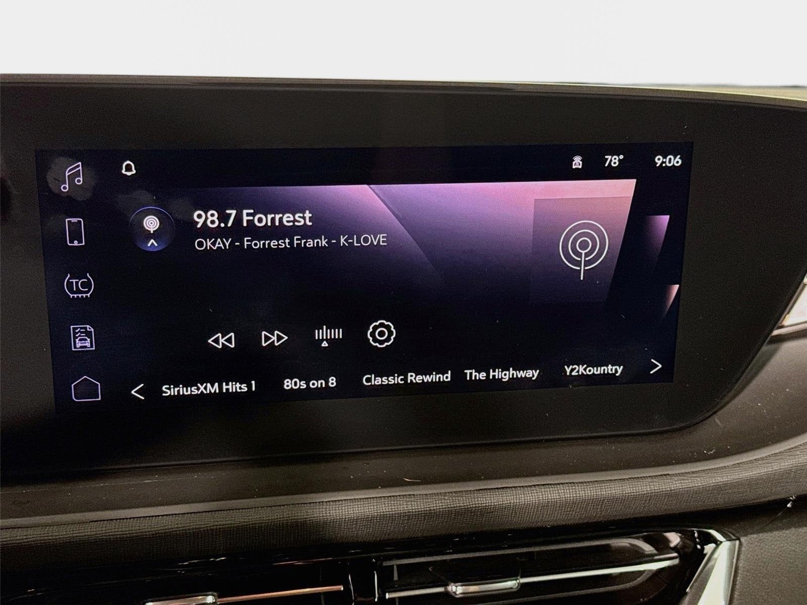 New 2026 Buick Envista Sport Touring w/ Convenience I Package FWD image 14