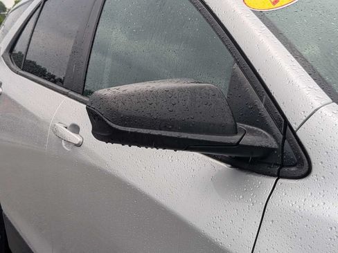 Used 2020 Chevrolet Equinox LS w/ LS Convenience Package FWD image 12
