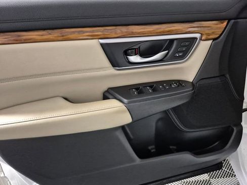 Used 2018 Honda CR-V Touring image 13