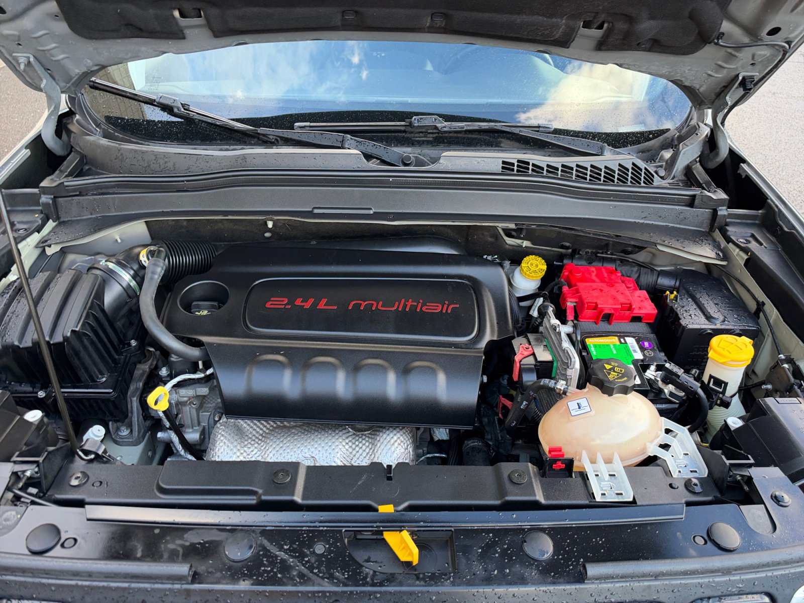 Used 2020 Jeep Renegade Altitude FWD image 21