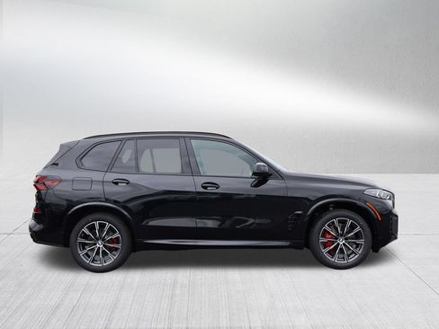 New 2026 BMW X5 xDrive40i w/ M Sport Package AWD/4WD image 5