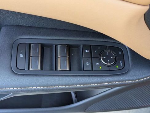Used 2025 Lexus RX 350 Premium w/ Convenience Package FWD image 15