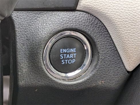 Used 2019 Toyota RAV4 XLE image 24