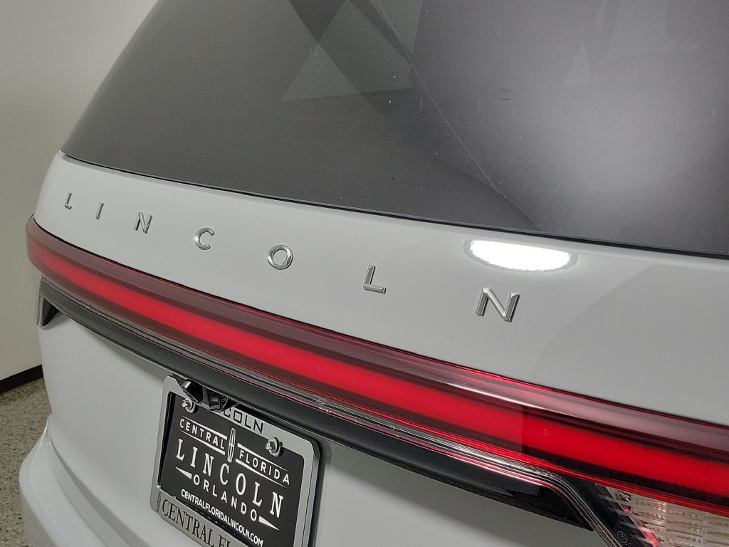 New 2027 Lincoln Aviator Reserve RWD image 5