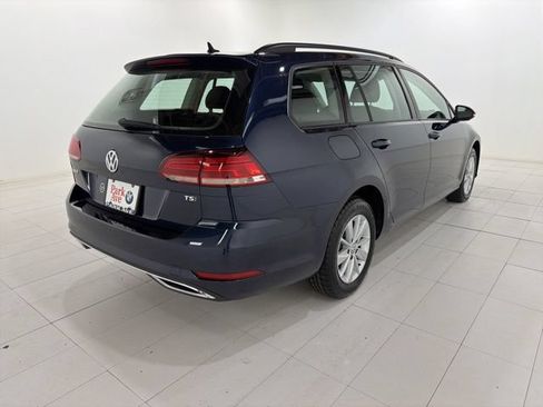 Used 2018 Volkswagen Golf S FWD image 5