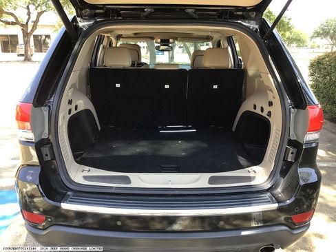 Used 2018 Jeep Grand Cherokee Limited RWD image 10