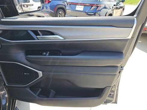 New 2026 Jeep Grand Wagoneer 4WD image 14