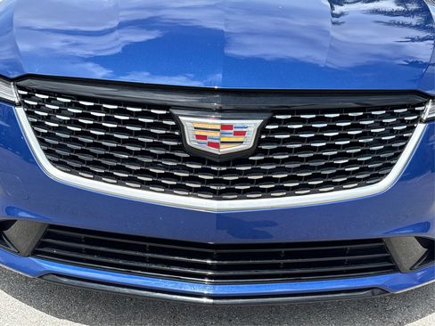 Certified 2025 Cadillac CT4 Luxury RWD image 12