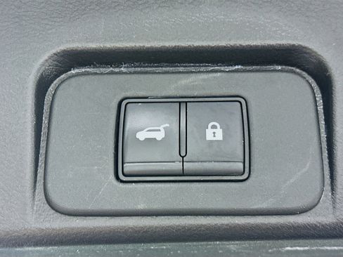 Used 2023 Nissan Rogue SL w/ SL Premium Package FWD image 30