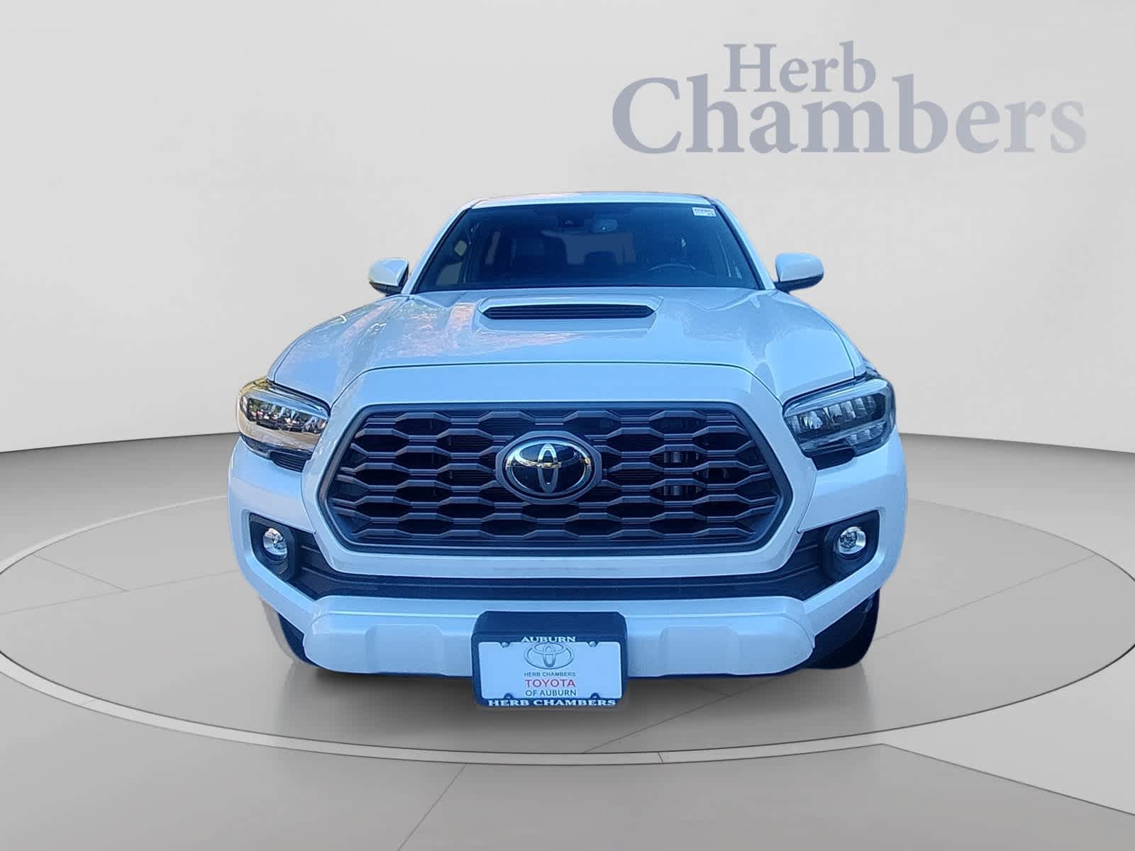 Used 2021 Toyota Tacoma TRD Sport w/ TRD Premium Sport Package AWD/4WD image 2