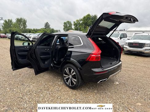 Used 2019 Volvo XC60 T6 R-Design AWD/4WD image 31