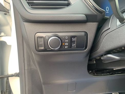 Used 2024 Ford Escape ST-Line w/ Tech Pack #1 AWD/4WD image 31