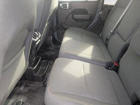 Used 2024 Jeep Wrangler Willys image 17