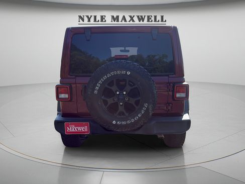 Used 2021 Jeep Wrangler Unlimited Sport AWD/4WD image 12