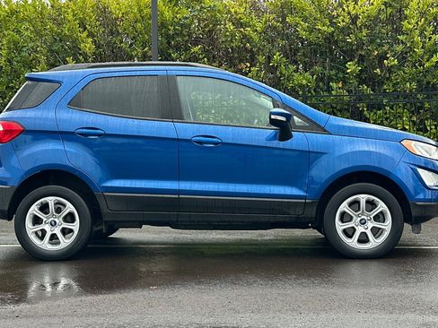 Used 2018 Ford EcoSport SE w/ SE Convenience Package image 3