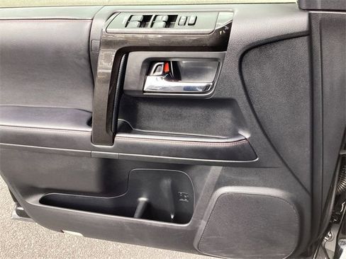 Certified 2024 Toyota 4Runner TRD Off-Road Premium image 29