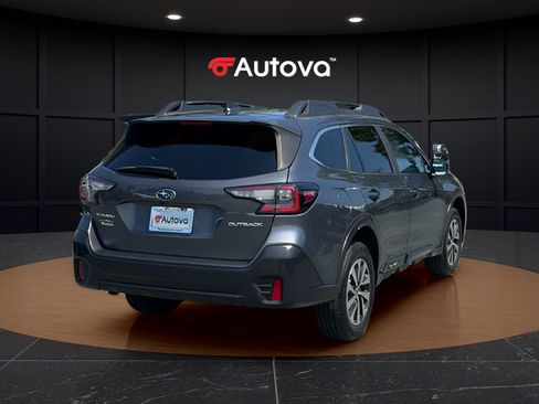 Used 2022 Subaru Outback Premium AWD/4WD image 5