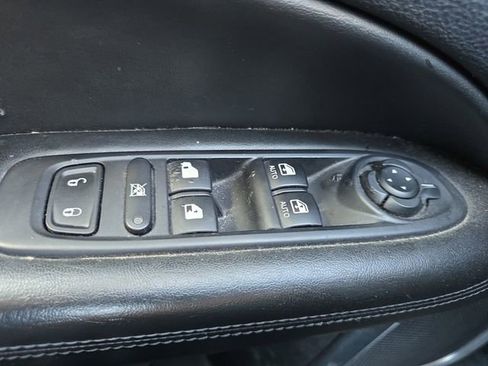Used 2021 Jeep Compass Latitude AWD/4WD image 30