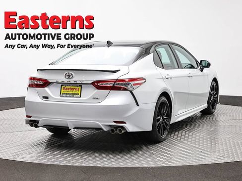 Used 2020 Toyota Camry XSE FWD image 5