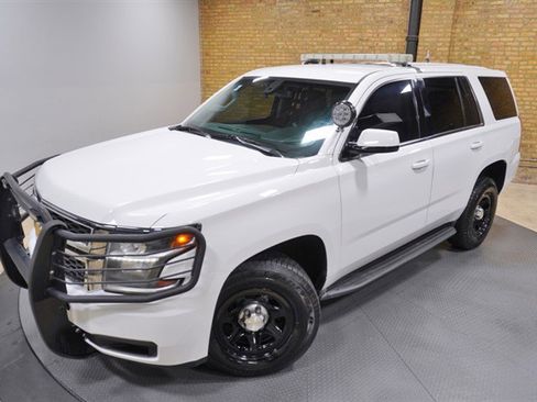 Used 2015 Chevrolet Tahoe 4WD image 2
