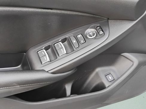 Used 2021 Honda Accord LX image 19