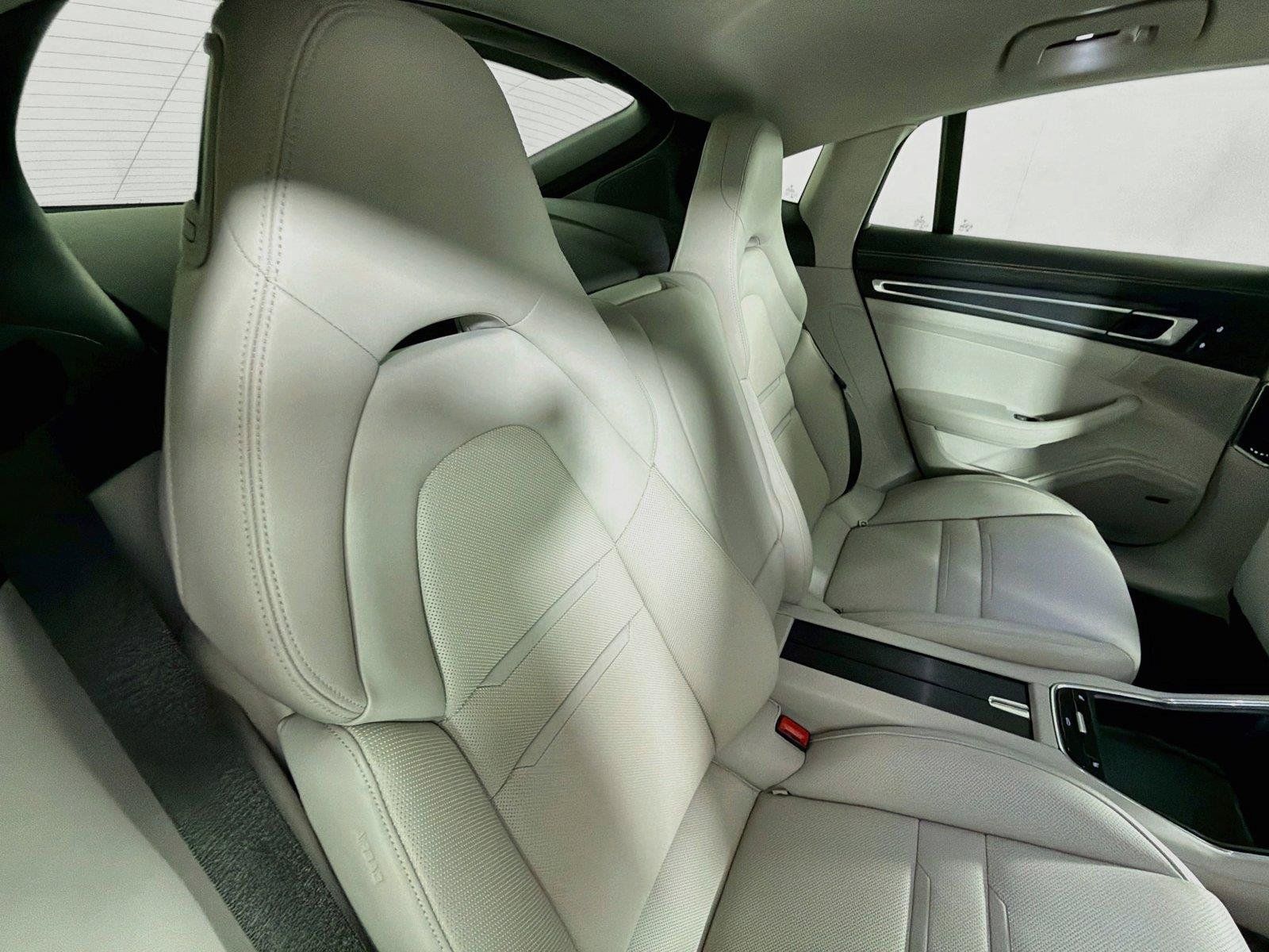 Certified 2020 Porsche Panamera 4 AWD/4WD image 27