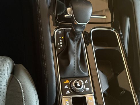 Used 2024 Kia Telluride SX X-Pro AWD/4WD image 23