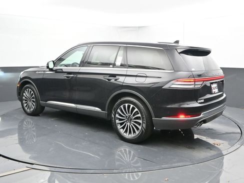 Used 2020 Lincoln Aviator Reserve w/ Equipment Group 201A image 6