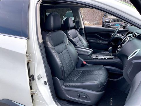 Used 2020 Nissan Murano Platinum image 10