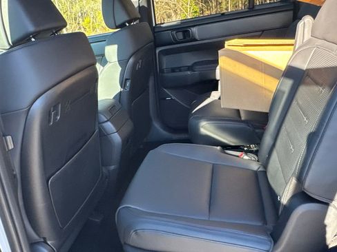 New 2026 Hyundai Santa Fe Calligraphy image 11