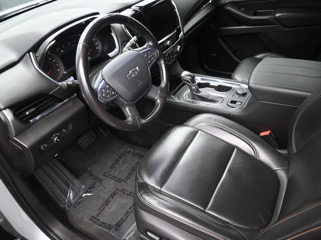 Used 2021 Chevrolet Traverse RS FWD image 11