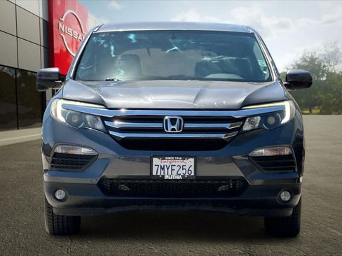 Used 2016 Honda Pilot EX image 11