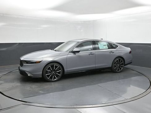 New 2026 Honda Accord Touring image 30