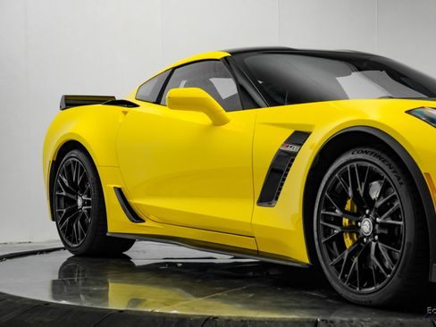 Used 2018 Chevrolet Corvette Z06 image 40