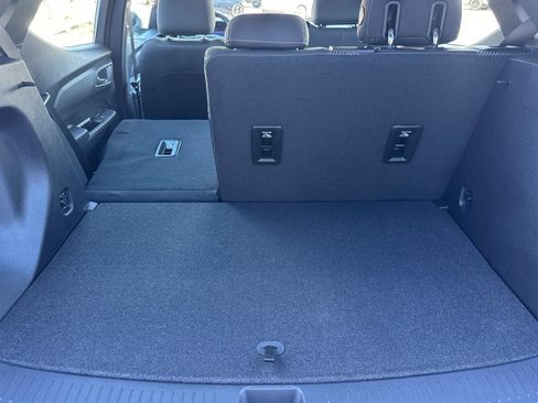 New 2027 Chevrolet Bolt LT w/ Comfort Package FWD image 15