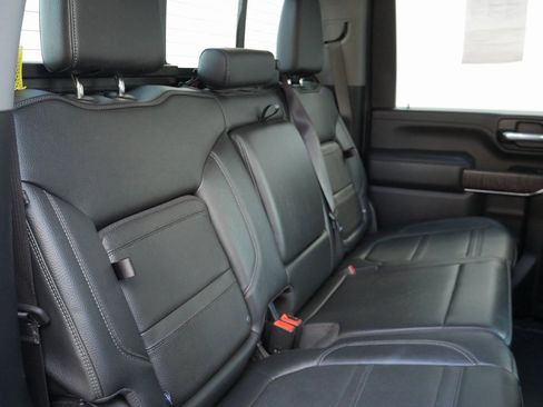 Used 2023 GMC Sierra 3500 Denali w/ Denali Ultimate Package image 26