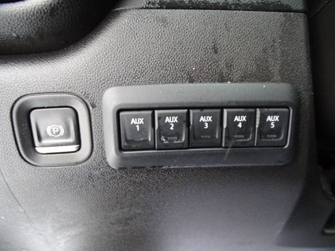 Used 2022 Chevrolet Silverado 2500 W/T w/ WT Convenience Package image 19