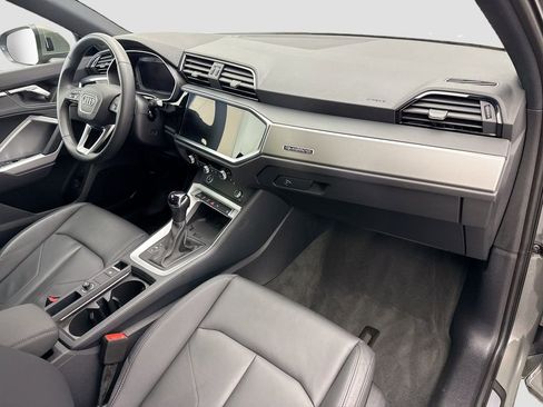 Certified 2025 Audi Q3 2.0T Premium w/ Convenience Package image 15