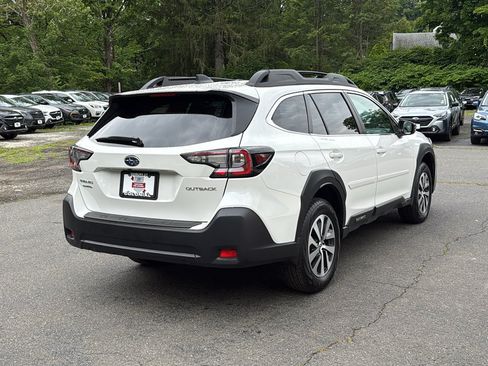 Certified 2025 Subaru Outback Premium AWD/4WD image 6