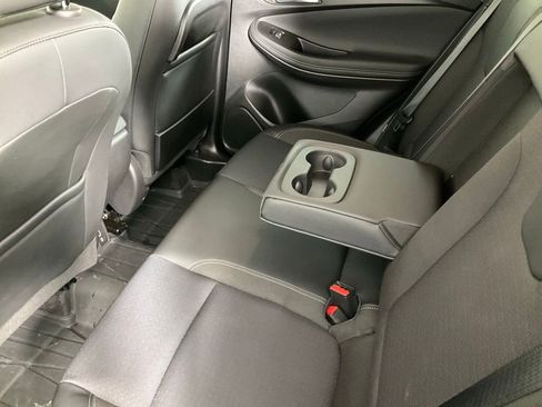 Used 2021 Buick Encore GX Select image 11