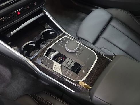 Certified 2023 BMW 330i xDrive Sedan w/ Parking Assistance Package image 22