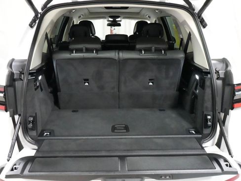 Used 2023 BMW X7 xDrive40i w/ Climate Comfort Package AWD/4WD image 27
