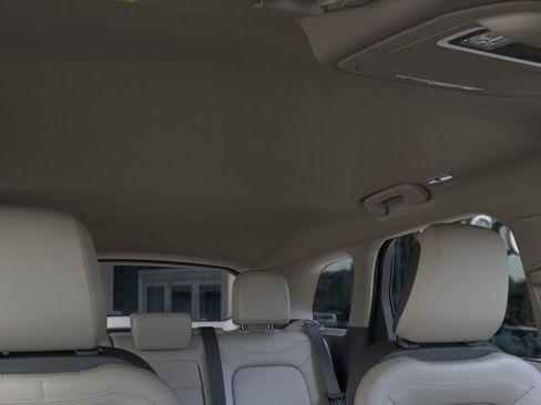 New 2026 Lincoln Corsair Reserve FWD image 23