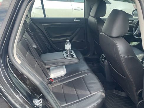 Used 2013 Volkswagen Jetta TDI image 10