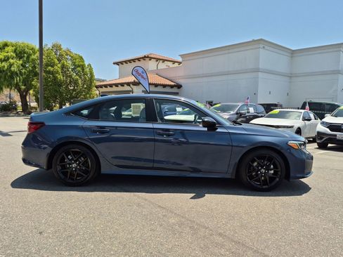 Used 2025 Honda Civic Sport image 6