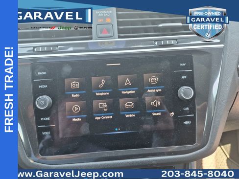Used 2024 Volkswagen Tiguan SEL R-Line AWD/4WD image 7