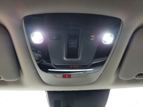 Used 2026 Kia Sportage EX w/ EX Panoramic Sunroof Package image 31