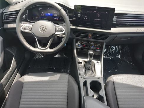 Certified 2025 Volkswagen Jetta S FWD image 12